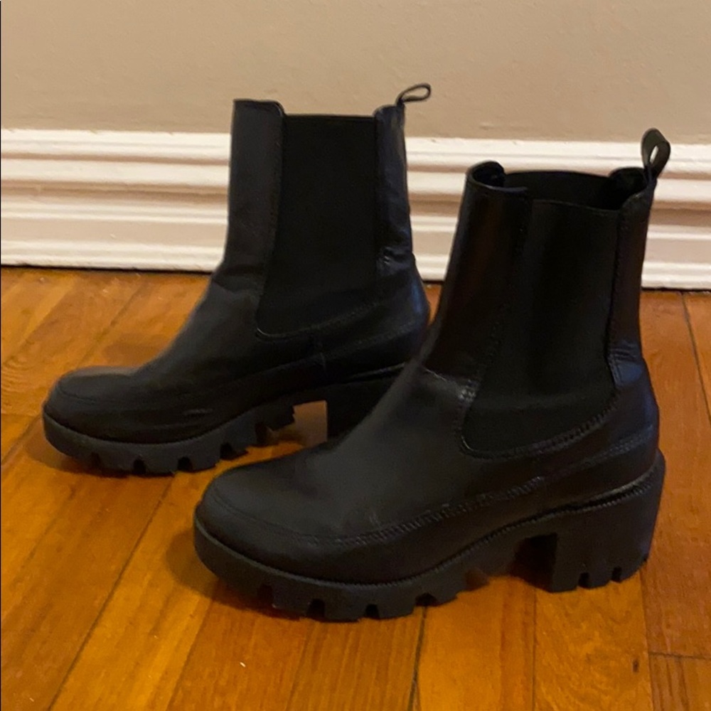 SCHUTZ Black Leather Boot with Heel